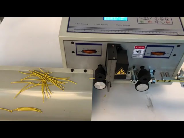Dénudeuse de câbles automatique haute performance pour fils 4-5mm² | Machine à dénuder industrielle