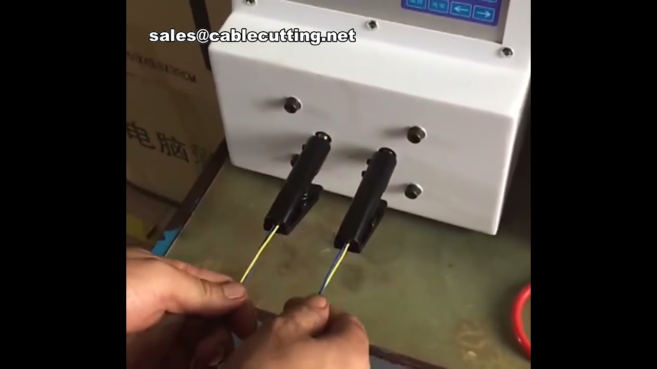 Machine de Câblage Multi-Axes avec Écran LCD - Torsion de Fils Précise et Automatisée