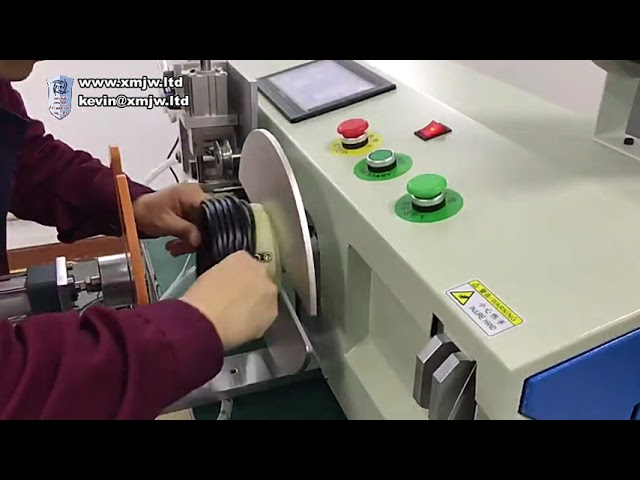 Machine automatique de fabrication d'attaches de câble en nylon, machine à lier et enrouler les fils