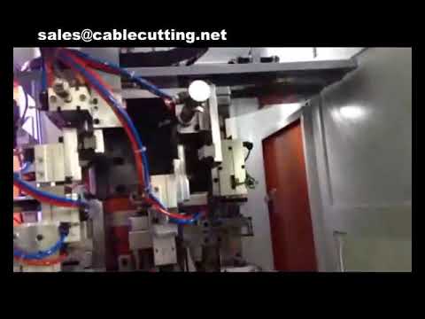 Machine de sertissage d’inserts de fiche à trois broches – Haute précision automatique