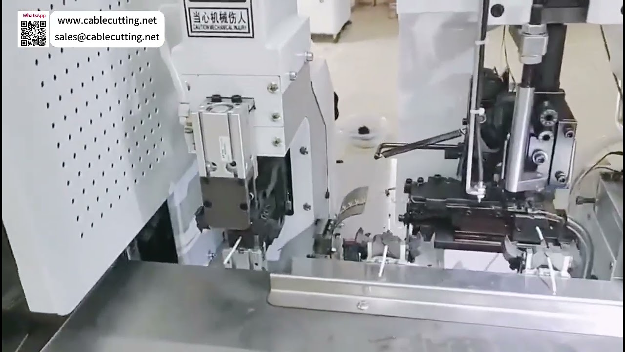 Machine de sertissage de fibres de carbone et d'insertion de gaines thermorétractables pour générateur de plasma | Assemblage de faisceaux