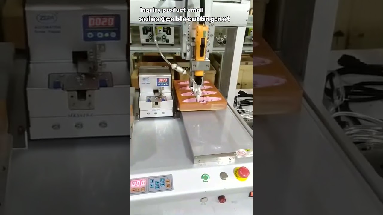 Robot de Vissage Automatique : Visseuse et Alimentateur de Vis de Précision