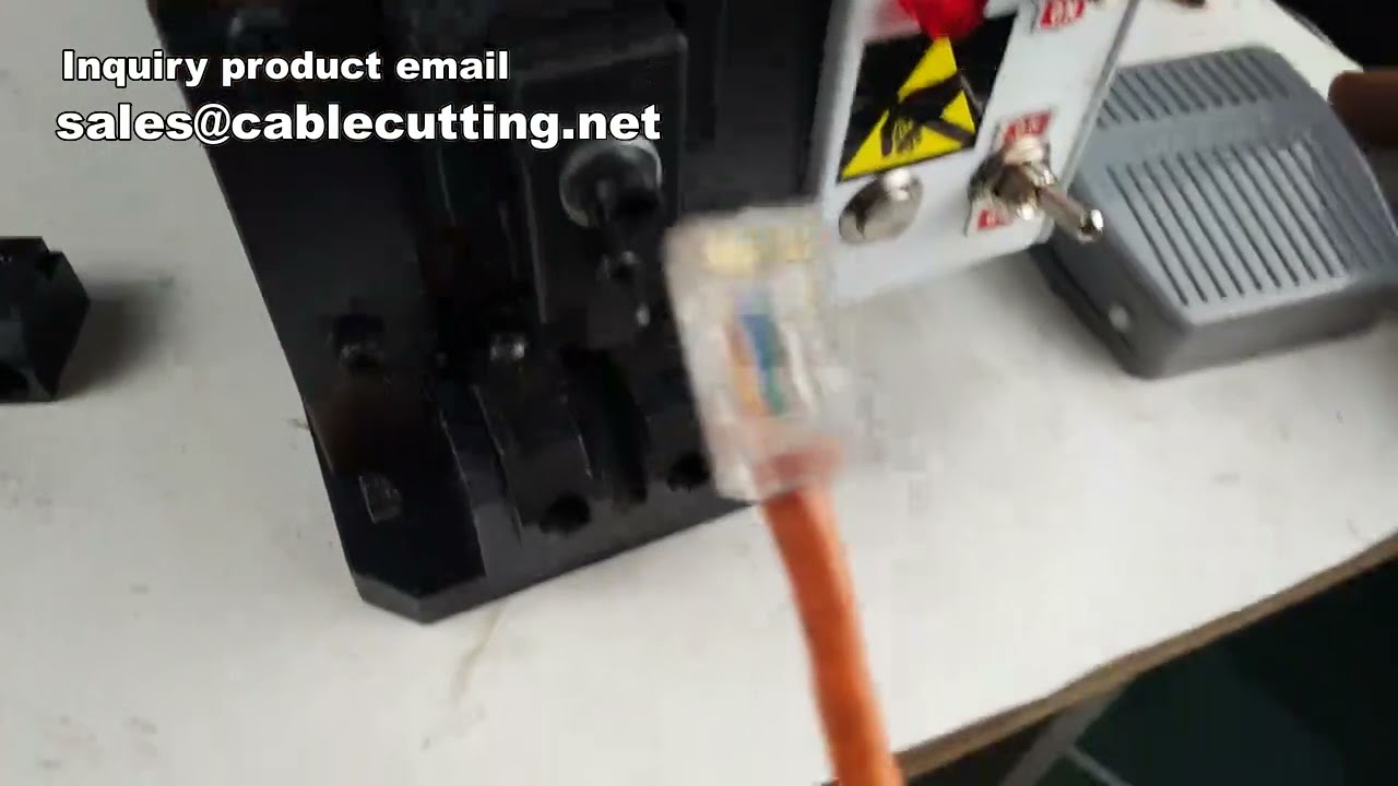 Machine de moulage RJ45 Cat6e – Tête cristal automatique | Fabrication de câbles réseau