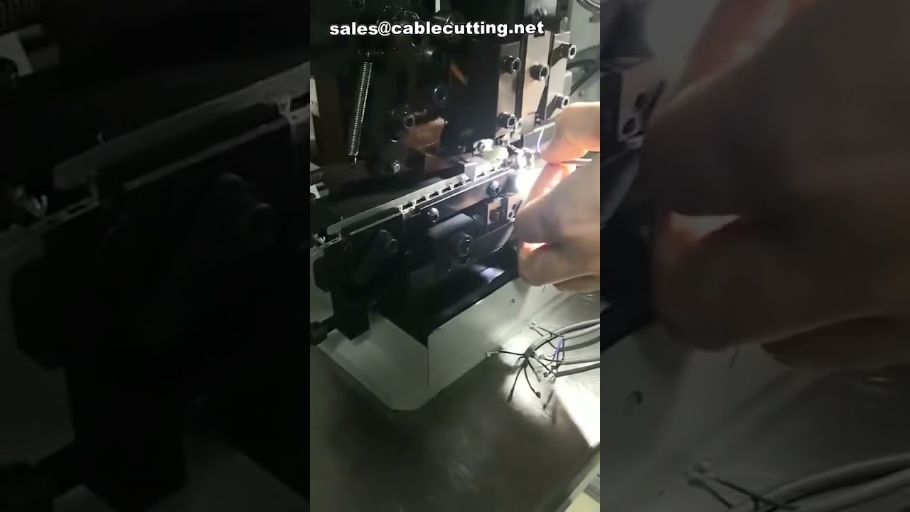 Machine automatique de dénudage et sertissage de fils | Machine à bornes automatique