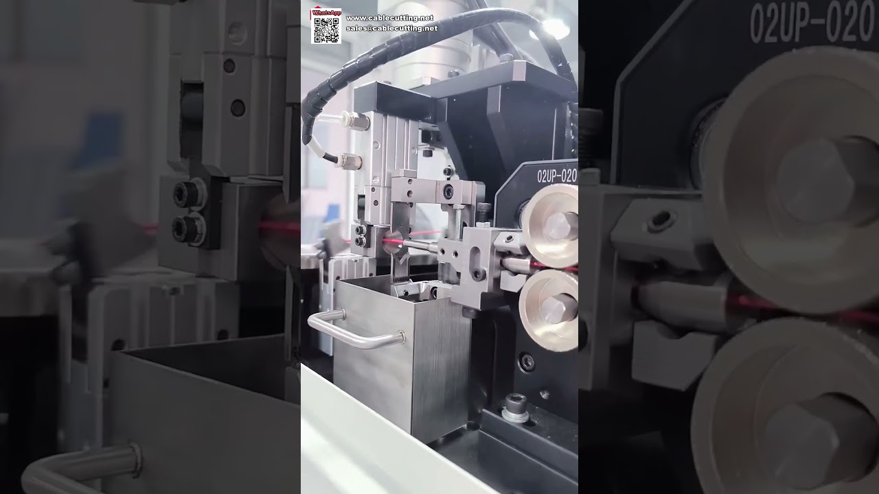 Machine de sertissage automatique de terminaux et insertion de boîtiers plastiques - Haute vitesse