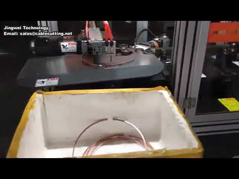 Machine de poinçonnage et formage automatique pour anneaux de levage de ceinture de sécurité automobile personnalisés