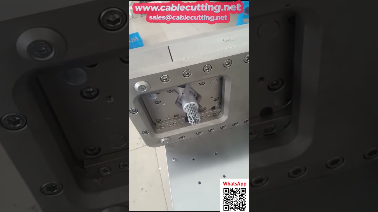 Presse à sertir hexagonale 240 mm² – Aucun changement de matrice nécessaire