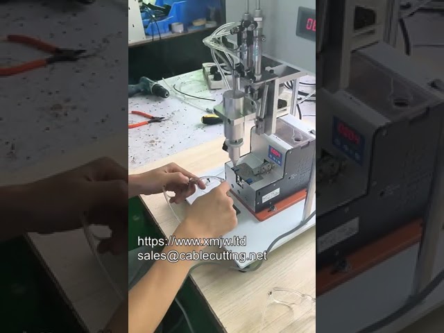 Inserts Filetés pour Plastique, Métal et Contreplaqué : Fixez Vos Vis et Fixations Solidement
