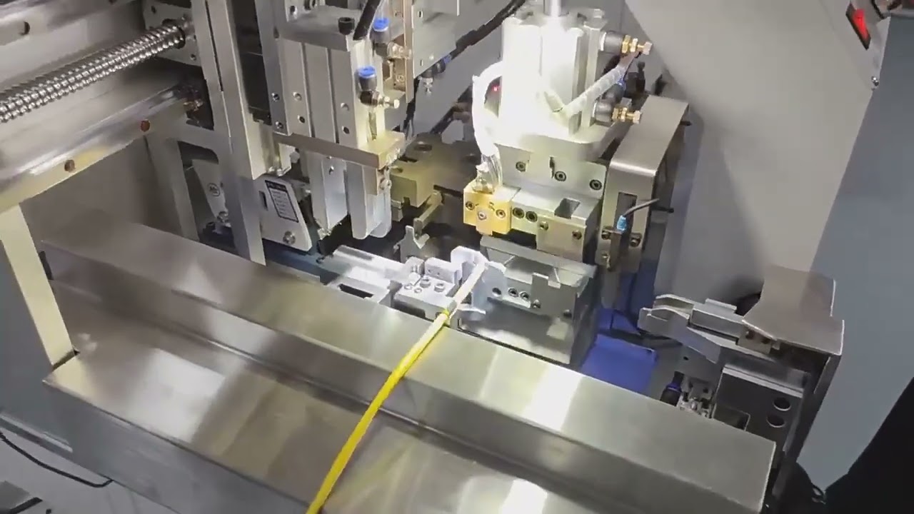 Presse à riveter automatique SJM01 : Machine de précision pour têtes de cristal