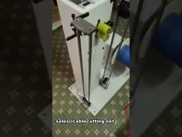 Machine de déroulage et pré-alimentation de fil automatique