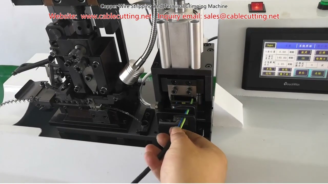Machine de dénudage et sertissage de fils de cuivre - Haute précision