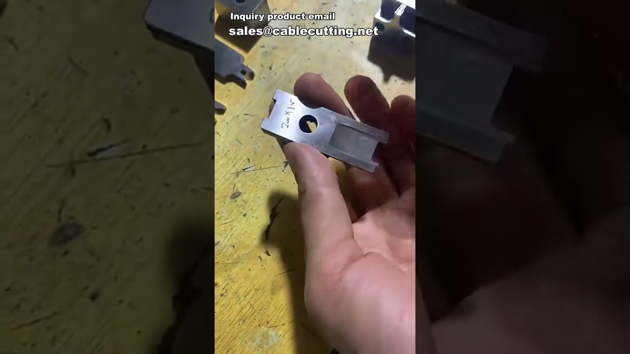 Lames de sertissage haute précision pour machines de traitement de câbles