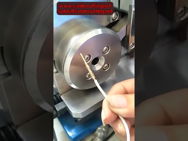 Matrice de sertissage à quatre points pour machines semi-automatiques - Outil de sertissage de cosses et terminaux