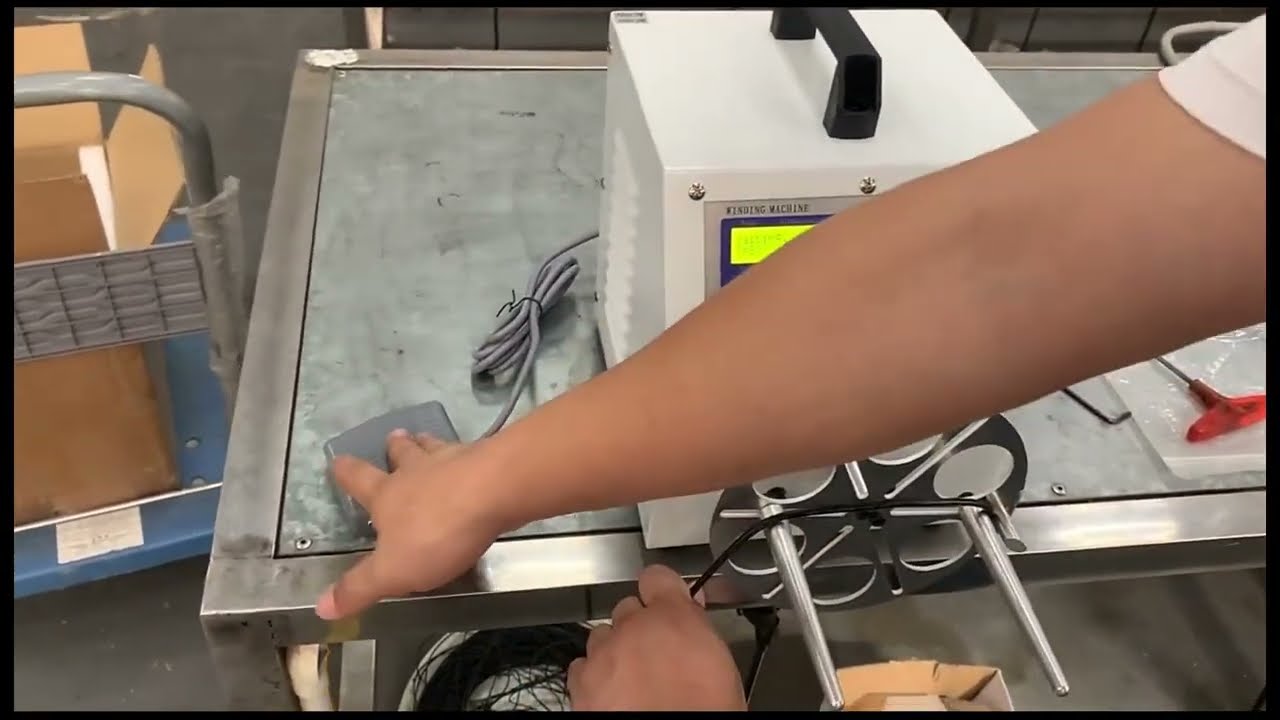 Machine Automatique de Liaison, Enroulage, Bobinage, Coupe et Dénudage de Fil