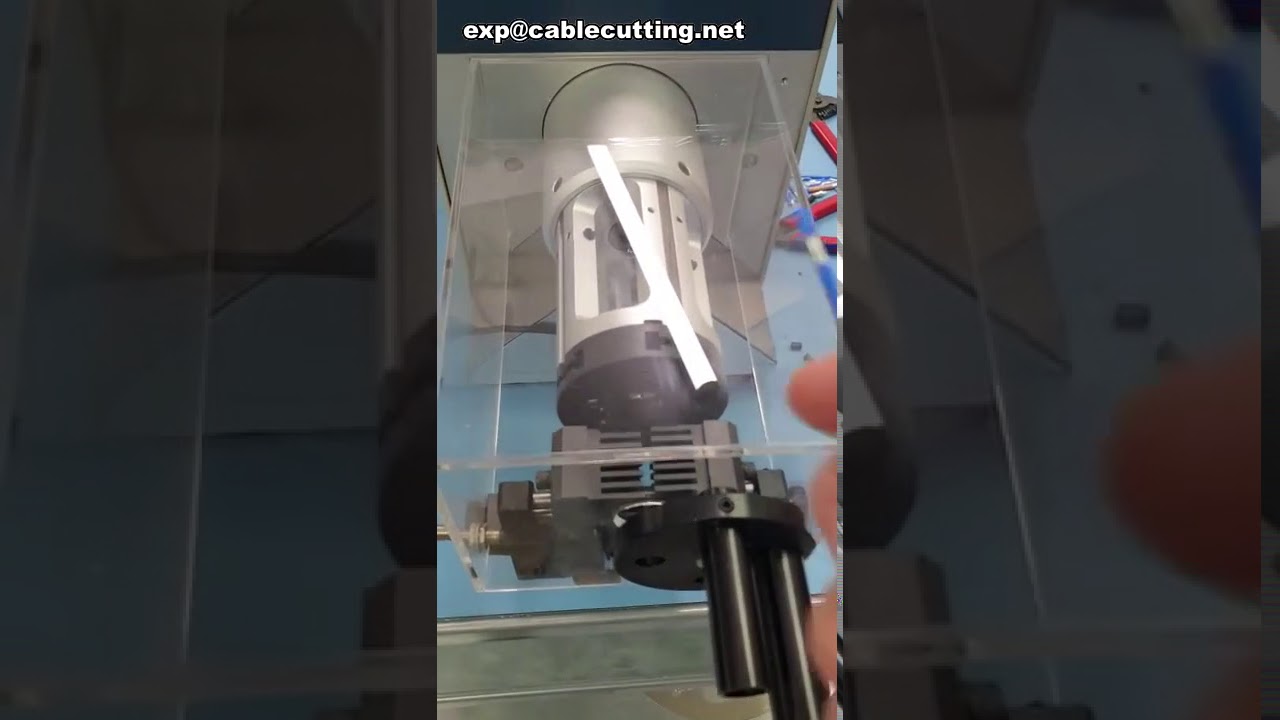 Machine à dénuder les câbles coaxiaux | Dénudeur compact pour petits câbles