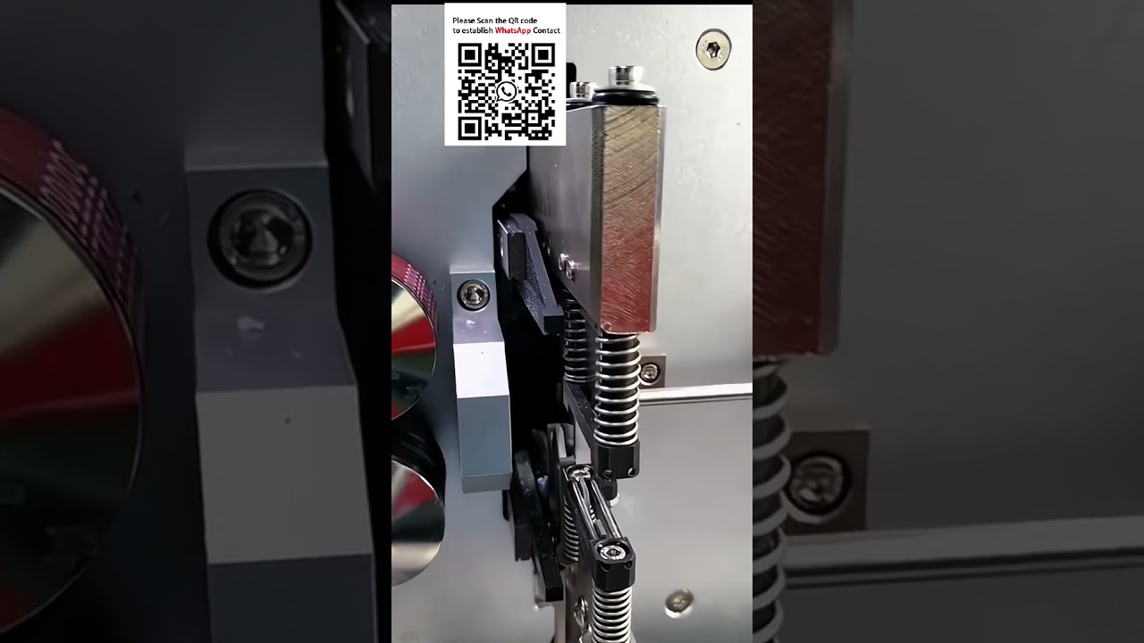 Dénudage et torsadage précis des câbles multiconducteurs - Machine automatique