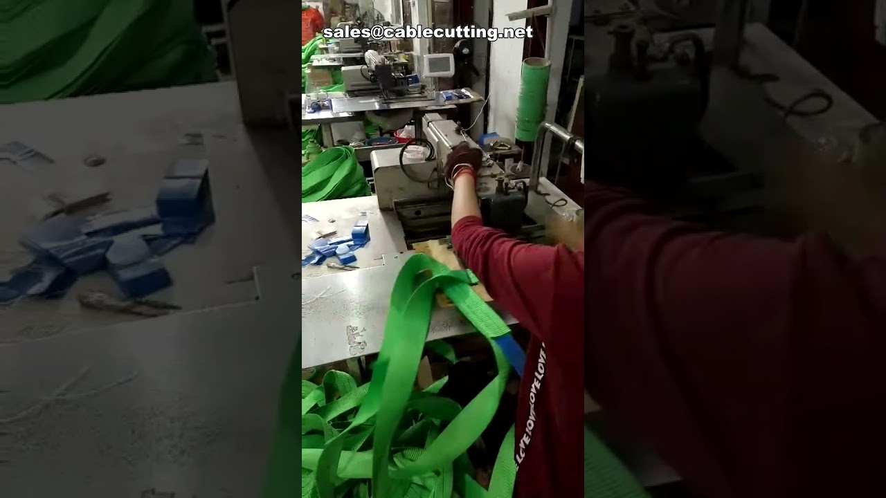 Machine à coudre automatique programmable pour sangles de sécurité et élingues industrielles