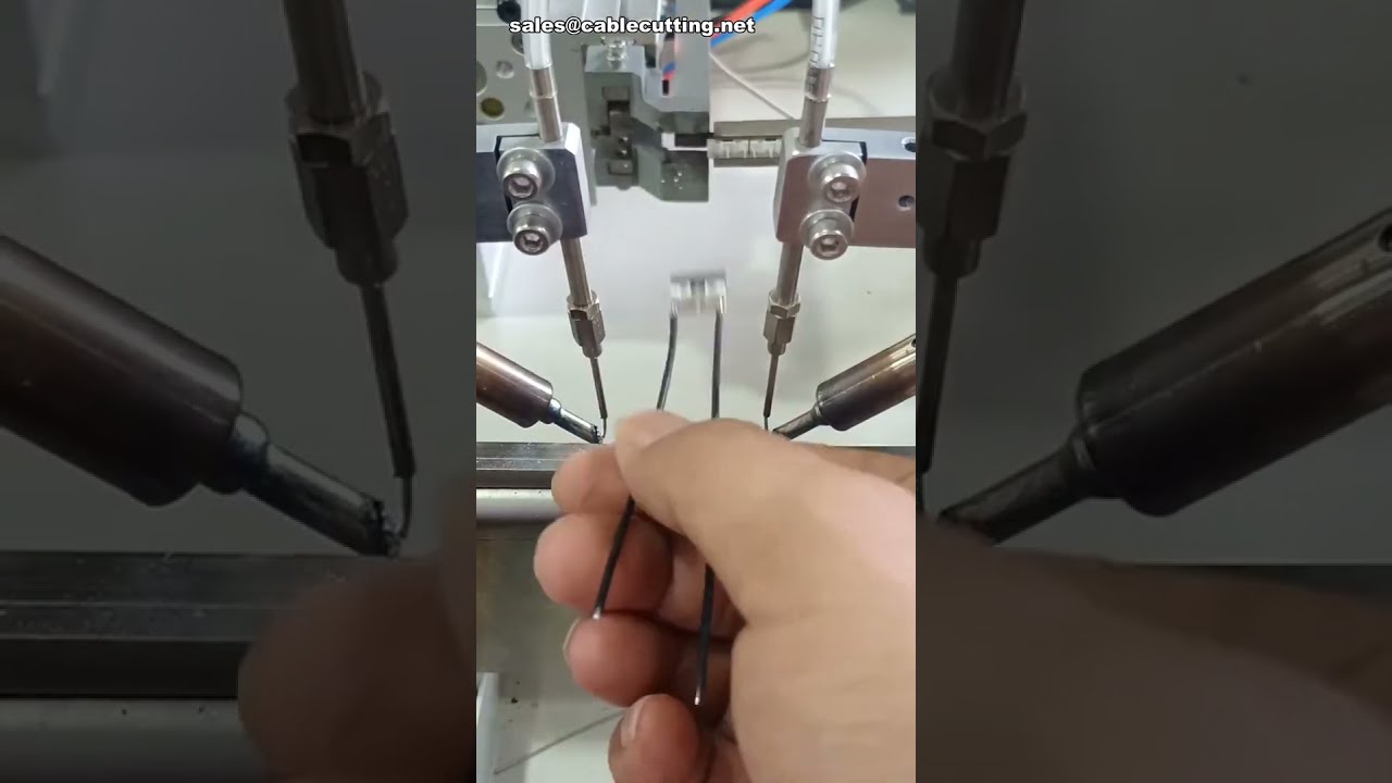 Soudeuse de micro-interrupteurs pour ceintures de sécurité automobile - Équipement d'usine #usine #machine