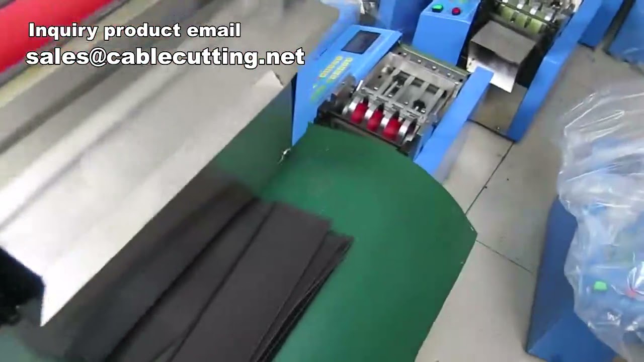 Machine de découpe de gaines ondulées en plastique pour protection de faisceaux de câbles