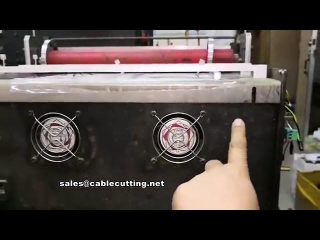 Ouverture du capot arrière : guide pratique pour la maintenance de votre machine de traitement de câbles