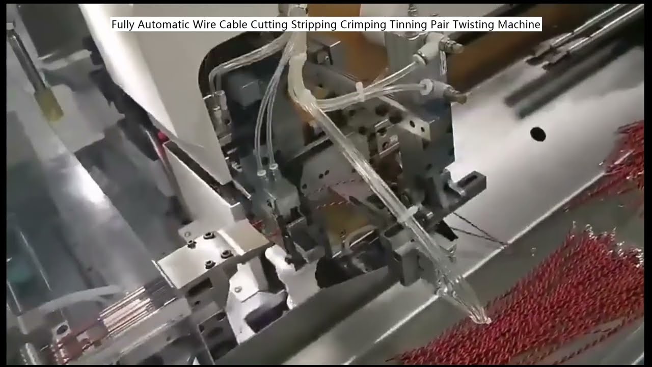 Machine automatique de câblage : coupe, dénudage, sertissage, étamage et torsadage de paires