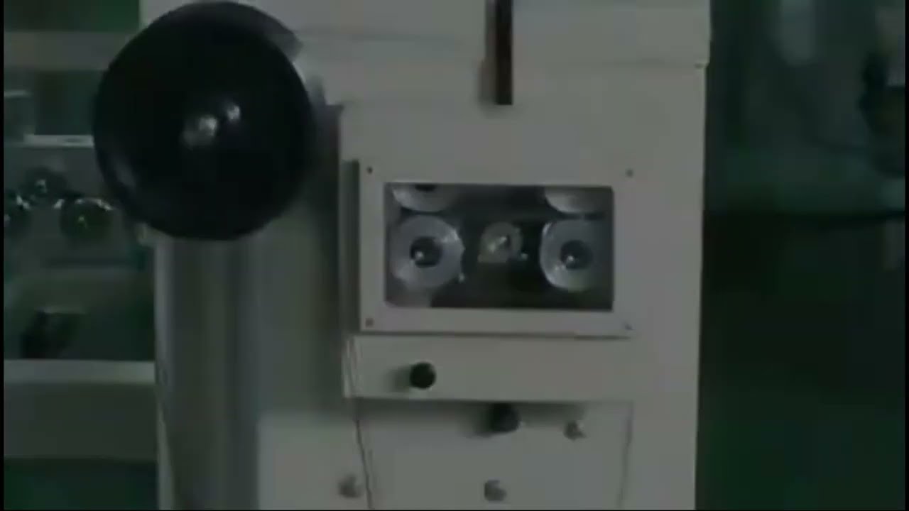 Machine de coupe et dénudage de câble coaxial entièrement automatique, motorisée et haute précision - Processeur flexible pour câbles coaxiaux