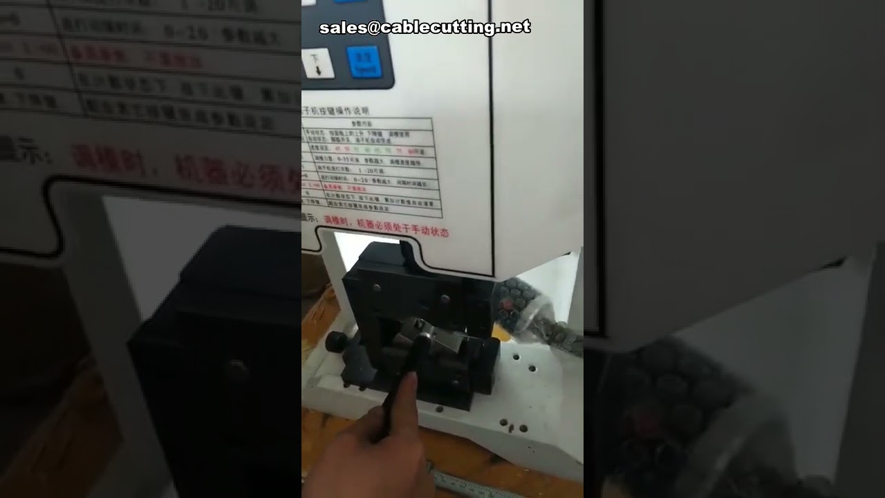 Machine à sertir les cosses servo 8 tonnes - pour câbles jusqu'à 60mm²