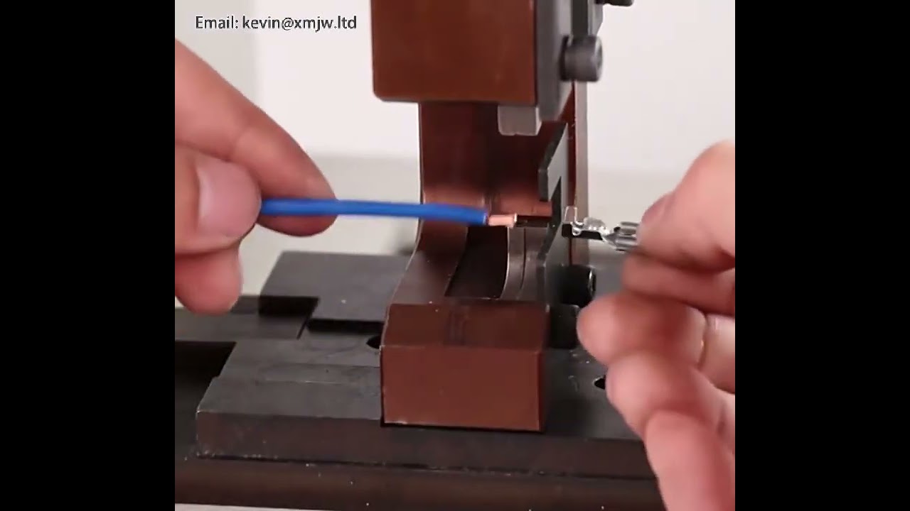 Pneumatic European Automatic Terminal Crimping Die Machine Applicator Mold