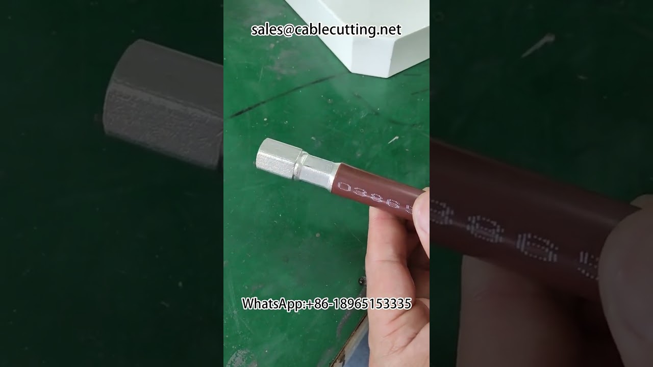 Machine à sertir pneumatique pour faisceaux de câbles | Équipement de fabrication de bornes pour voitures électriques