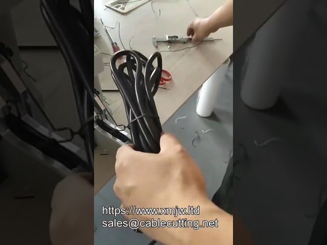 Machine à collier de serrage automatique Sami pour fils et sacs plastique – Fonction de serrage unique