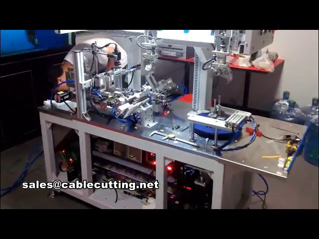Machine automatique de gainage plastique, bobinage et ligaturage des câbles de chargeur mobile