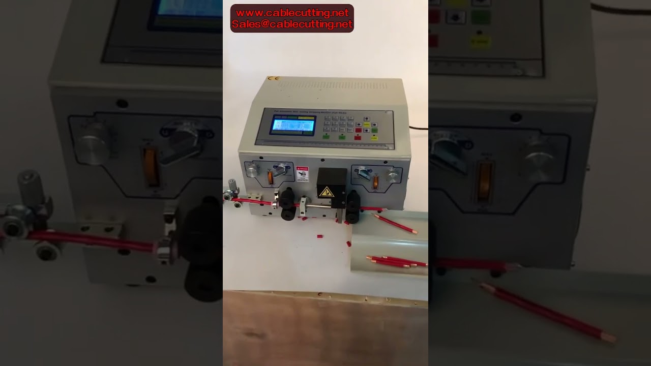 Machine automatique de dénudage, torsion et coupe de fils informatiques 0,1-4,5mm²