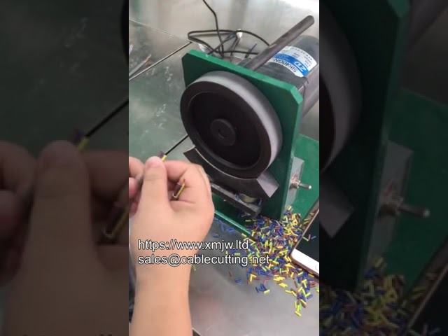 Machine à dénuder et torsader les fils WPM-01t – Gain de temps et précision