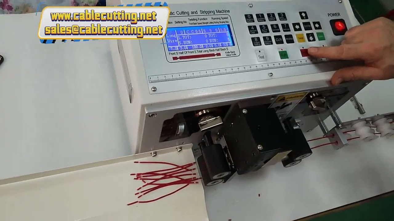 Machine de coupe et dénudage de câbles cuivre 4mm pour faisceaux - Dénudeuse performante