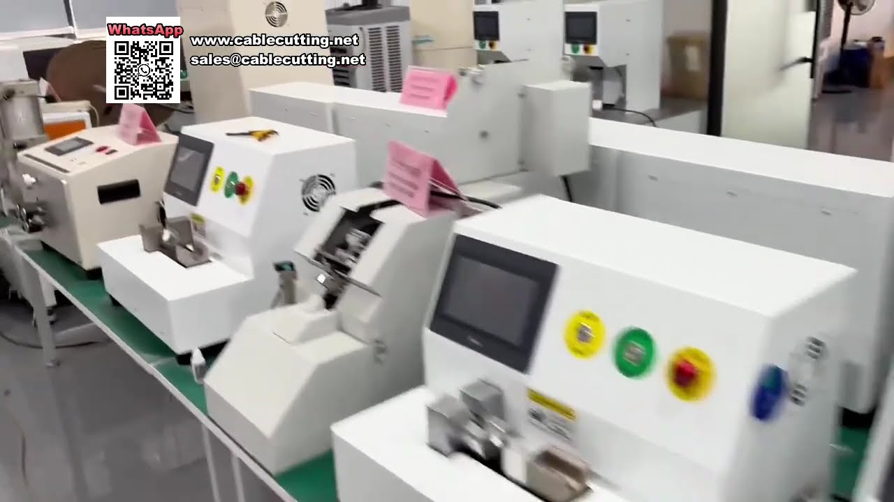 Équipement professionnel de traitement automatisé de faisceaux de câbles et machines de sertissage