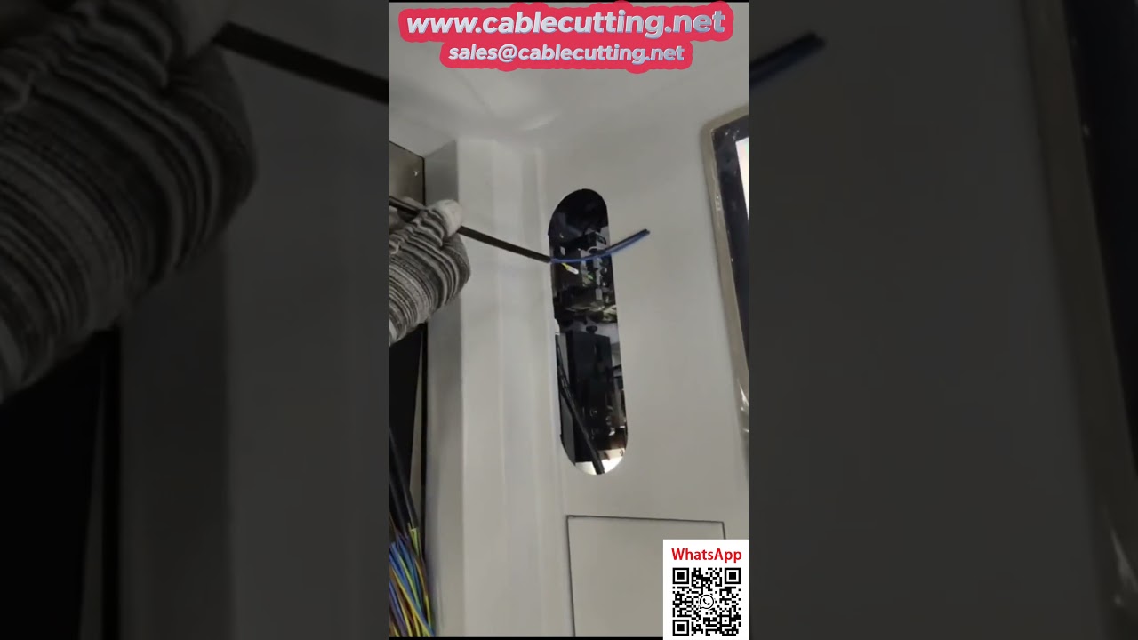 Machine automatique de sertissage et d'insertion de tubes numérotés – Optimisez votre production