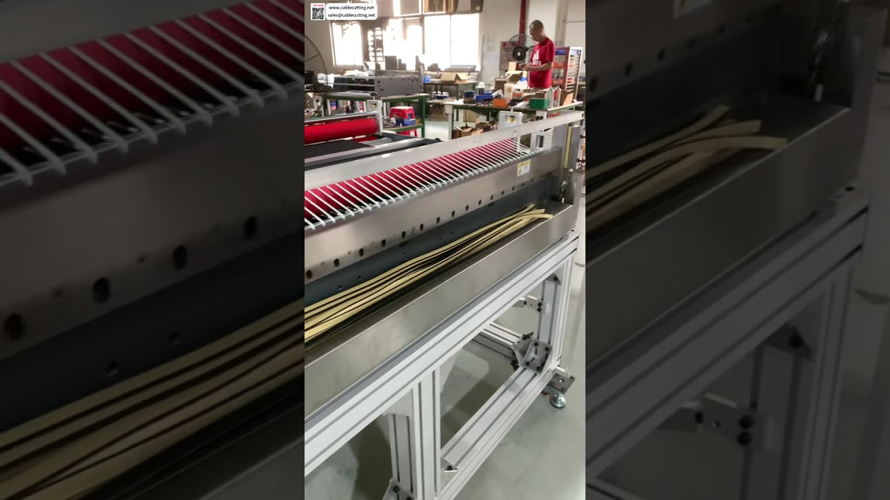 Outil de découpe automatique pour mousse adhésive : configuration rapide pour une production industrielle optimisée