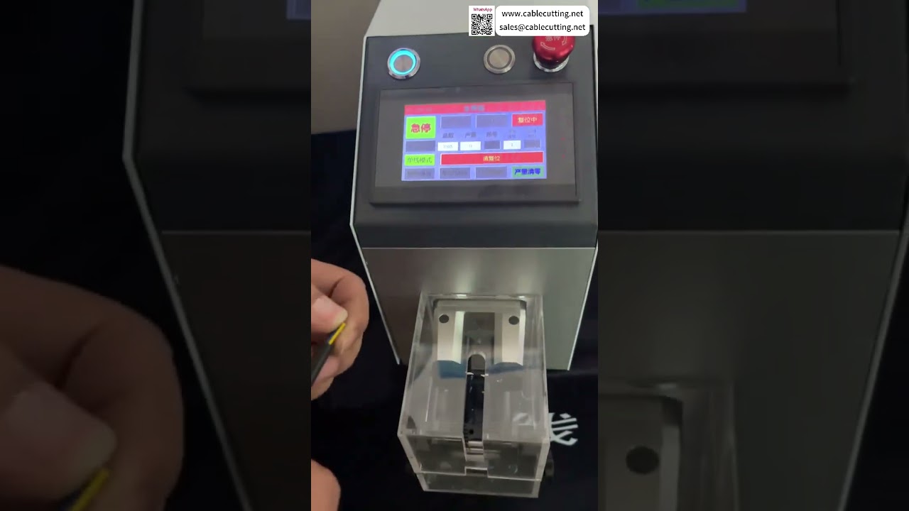 Machine à dénuder pneumatique pure : réglages personnalisés et processus automatique pour un rendement optimal