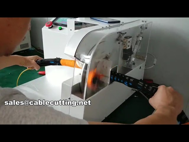 WPM-303A : Machine à enrubanner avec tension réglable pour faisceaux de câbles