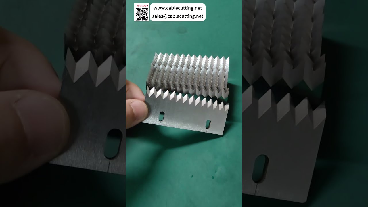 Fabrication sur mesure de lames de dénudage et d'outils de coupe pour câbles – Traitement de faisceaux