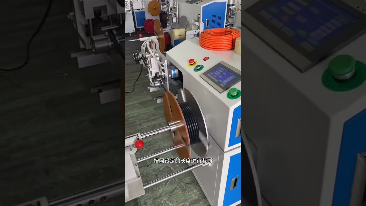Machine de comptage, enroulement, coupe et bobinage automatiques avec rétention tête-queue