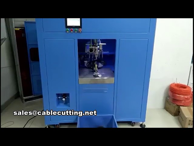 Machine automatique de bobinage, liage et mise en faisceau de câbles en forme de 8