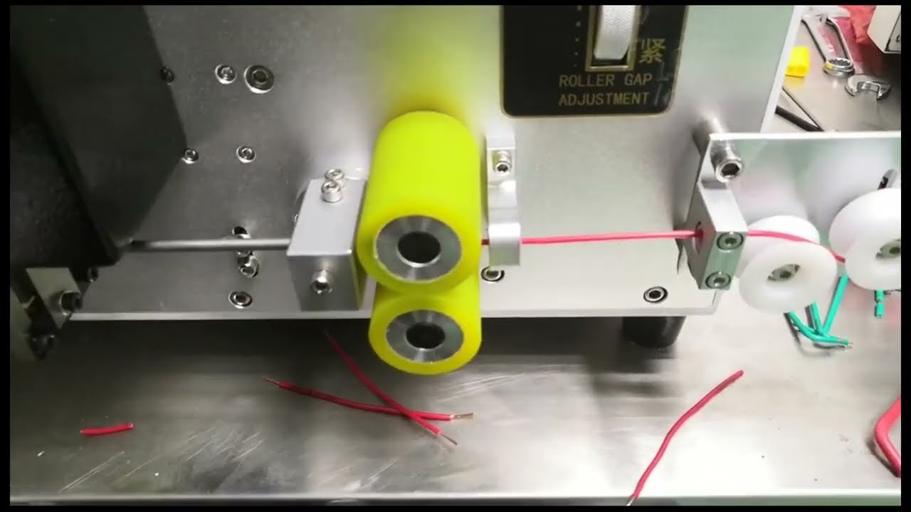 Machine à dénuder automatique personnalisée – Lame en acier haute performance