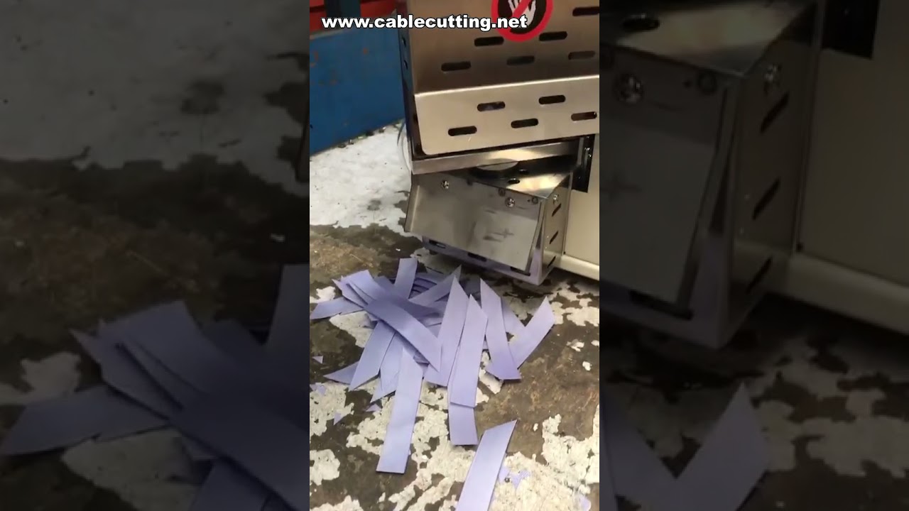 Machine de coupe de ruban à lames rotatives – Découpe d'angle 45° & 135° avec biseautage à chaud et à froid