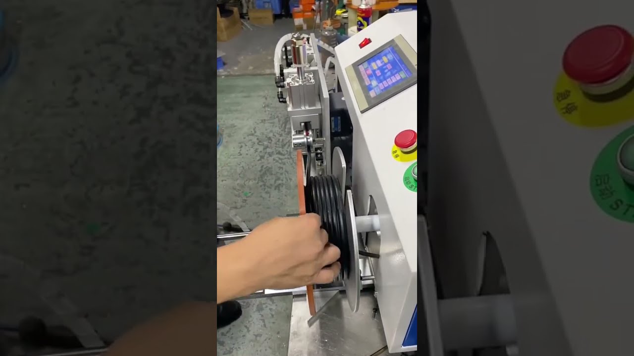 Machine d'enroulement de fil 90 – Puissante, métrage précis et tri soigné, compacte et facile à utiliser