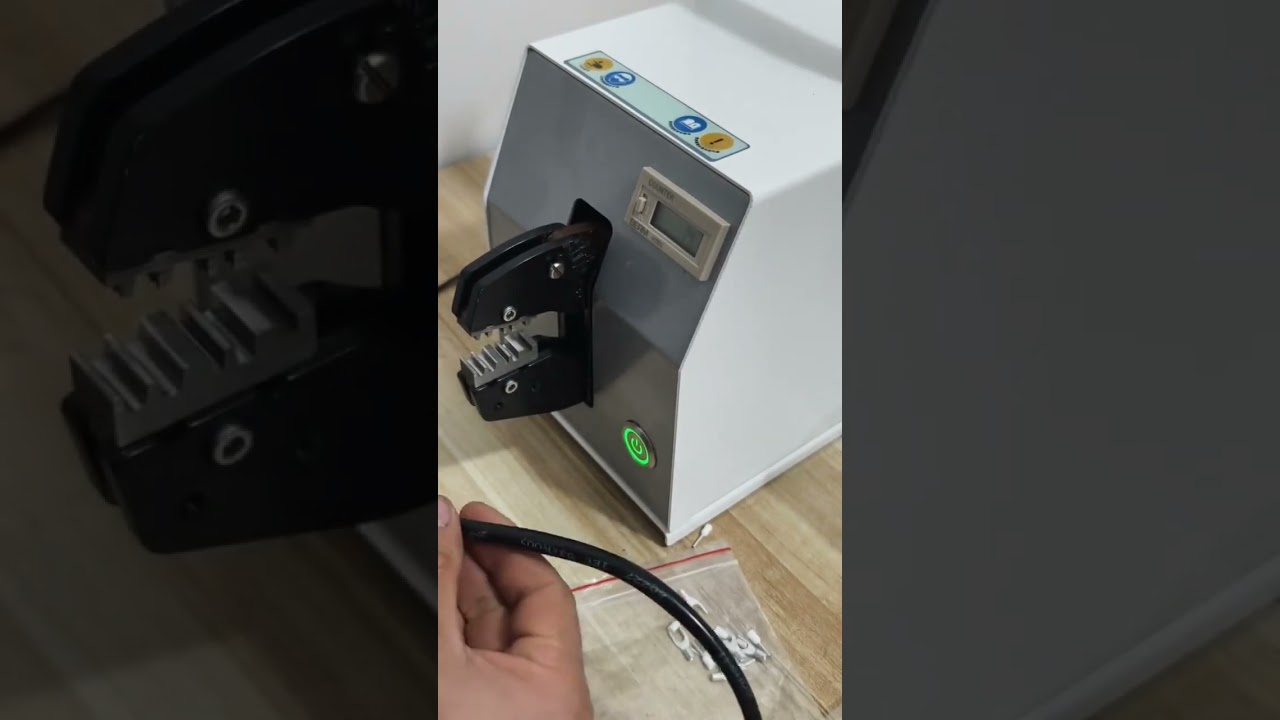 Machine de sertissage électrique à matrices personnalisées pour bornes tubulaires et nues | #usine #machine